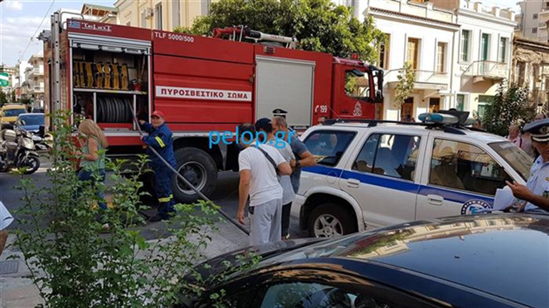 Πάτρα: Αίσιο τέλος στο θρίλερ με τον πρόσφυγα που απειλούσε να αυτοπυρποληθεί